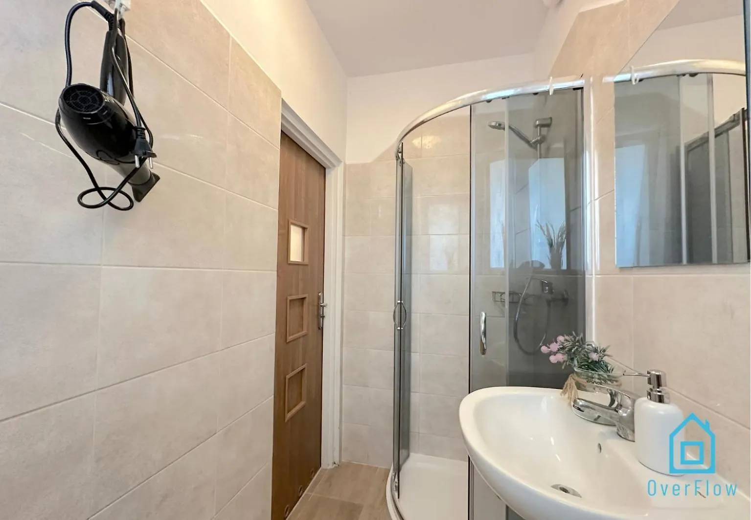 Coastline Room Gdansk Homestay